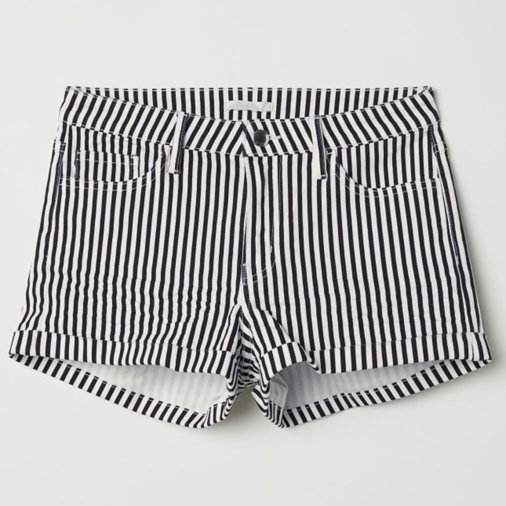 H&M Black & White Stripped Shorts